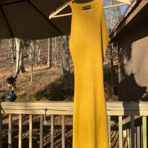 Nwt cute yellow rue 21